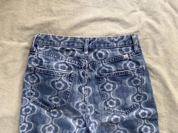 Aritzia Sunday Best Flower Print Jeans - 6 - Picture 5 of 12